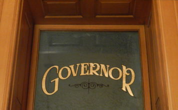 Governor, lawmakers agree on plan to encourage masks