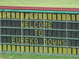 Parimutuel horse racing poised to return to Kansas in fall