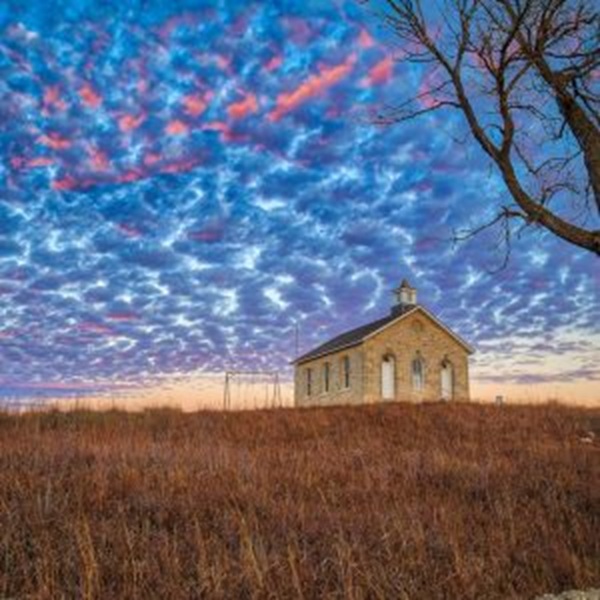 prairiereader-300x300-1-1